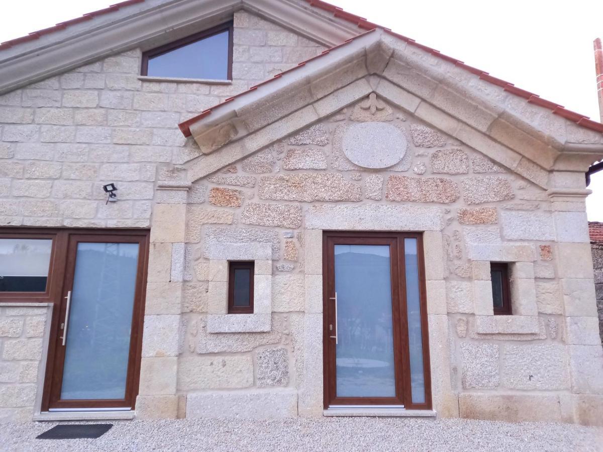 Villa Boas House Castro Daire Exterior photo